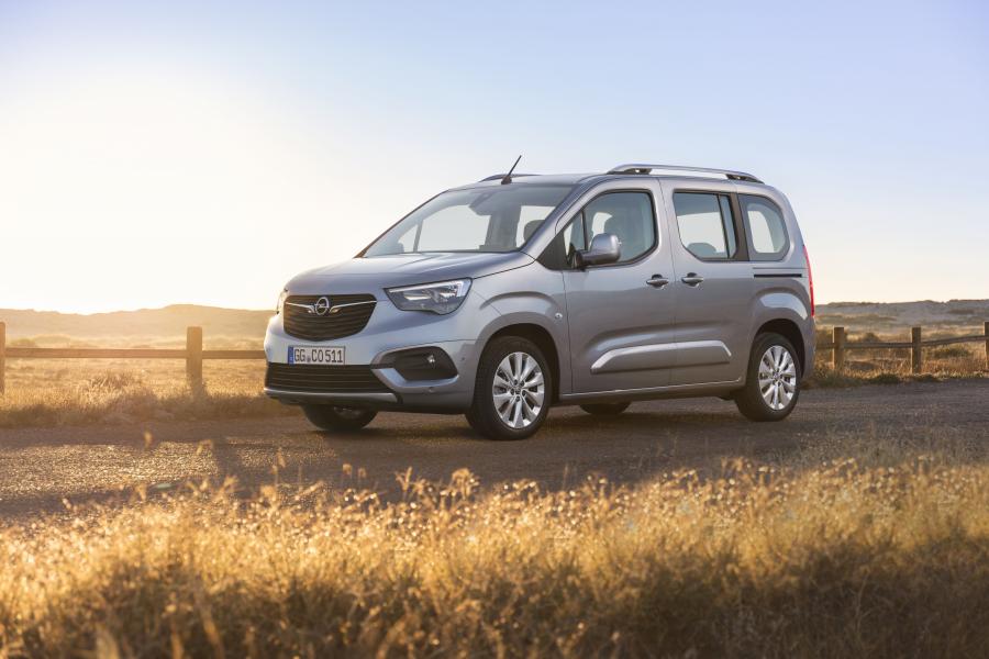  Opel Combo Life 2018 года  (фото 27 из 44)